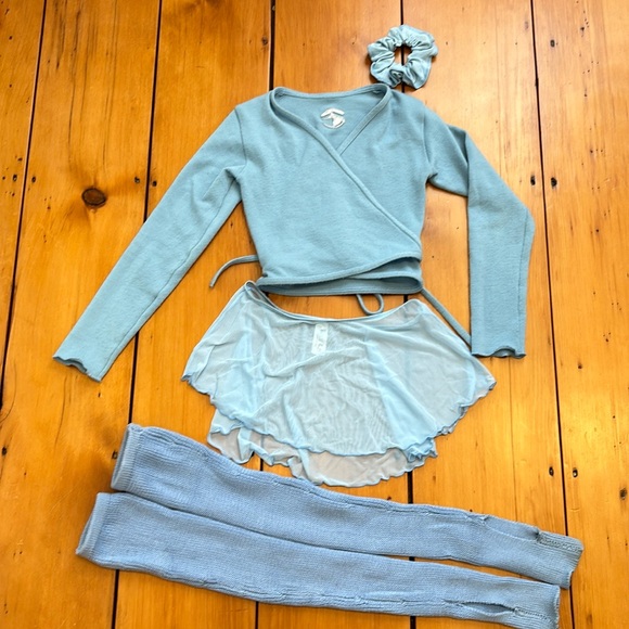 Wear Moi Ballet accesories bundle in sky blue - Picture 1 of 14